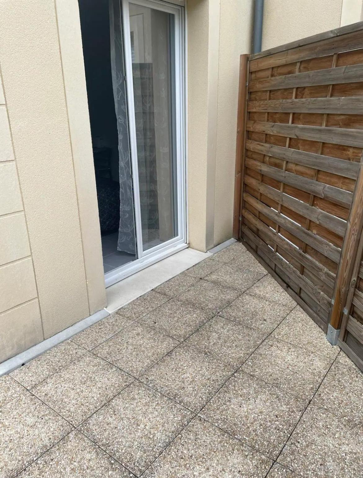 Studio A 300 M De La Gare De مانت لا جولي المظهر الخارجي الصورة